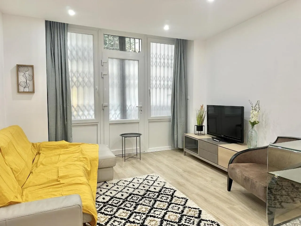 Modern Comfort In Paris 15Th District In Lakanal Διαμέρισμα Γαλλία