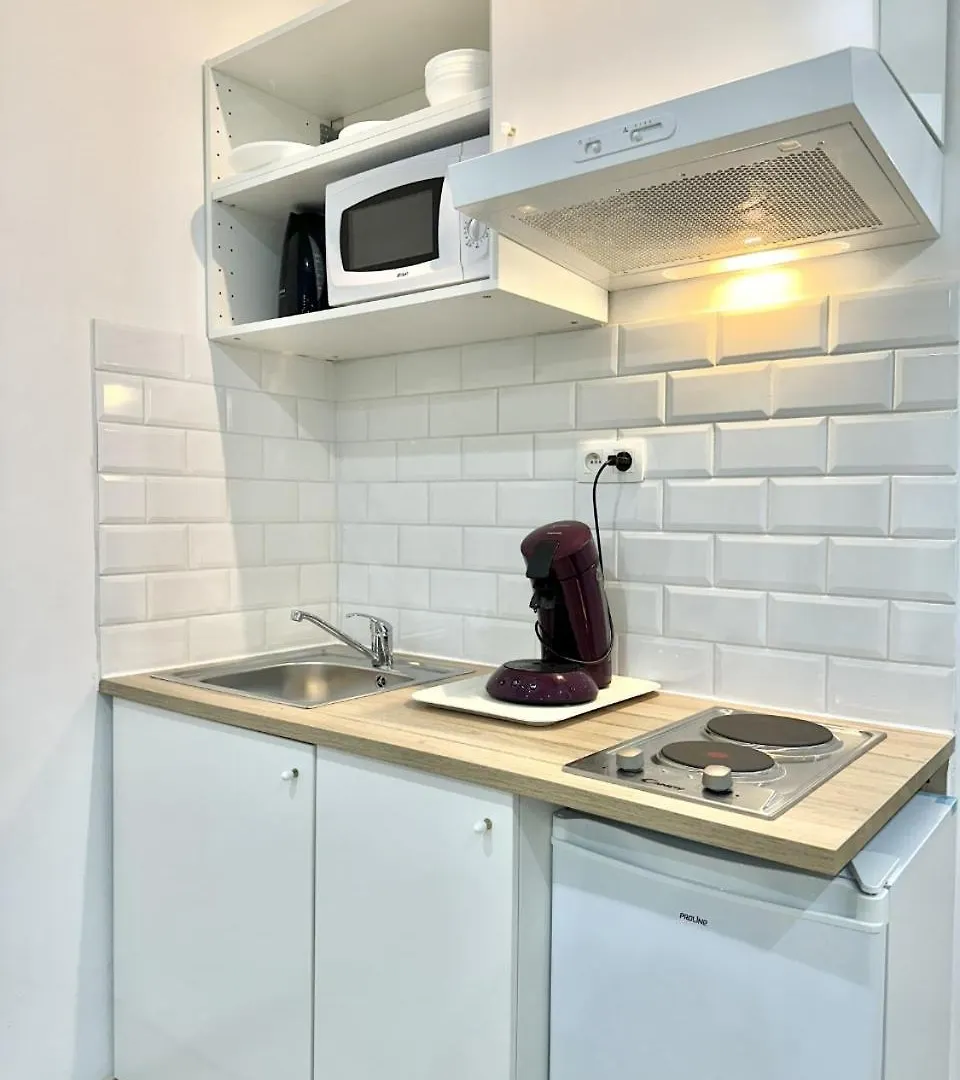Modern Comfort In Paris 15Th District In Lakanal Διαμέρισμα
