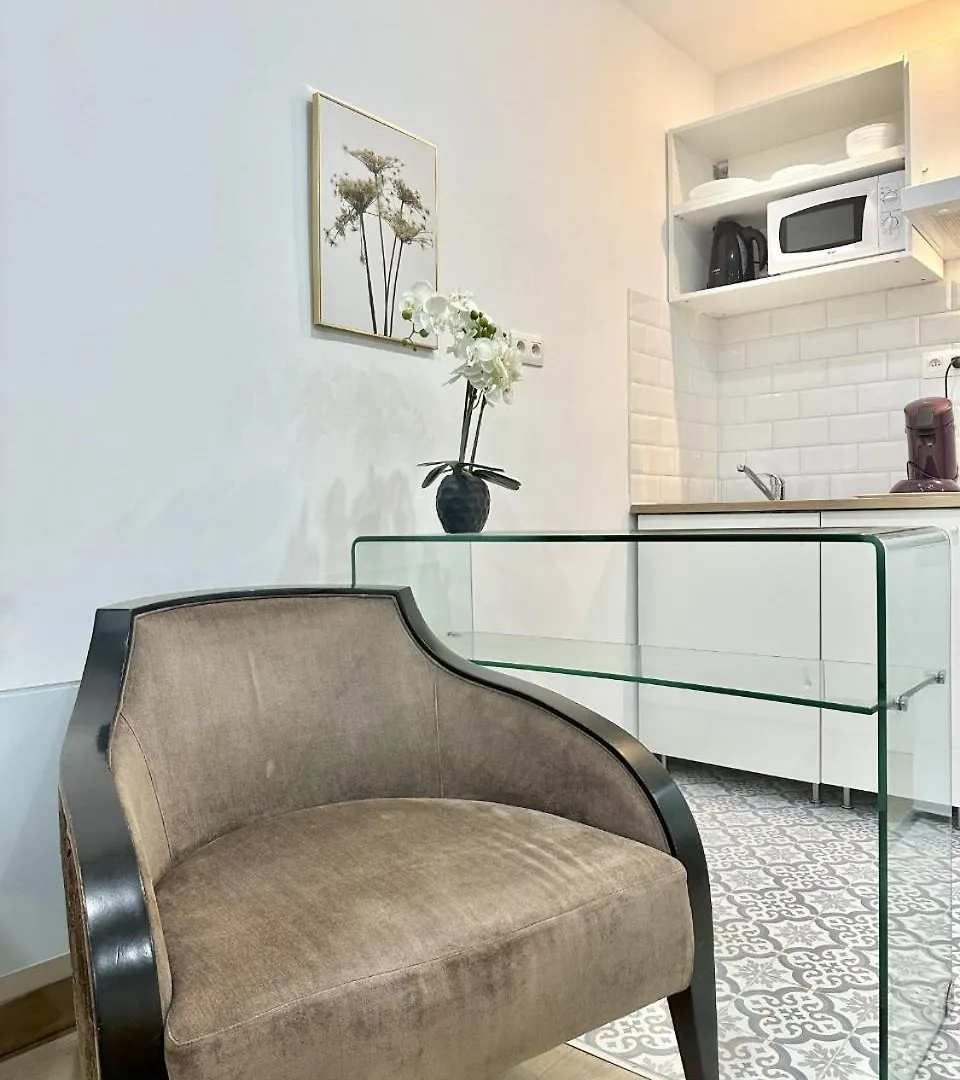 Modern Comfort In Paris 15Th District In Lakanal Διαμέρισμα 0*,