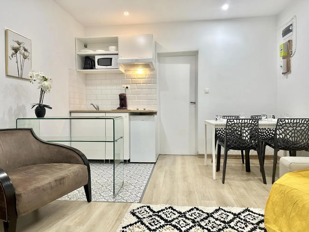 Modern Comfort In Paris 15Th District In Lakanal Διαμέρισμα Γαλλία