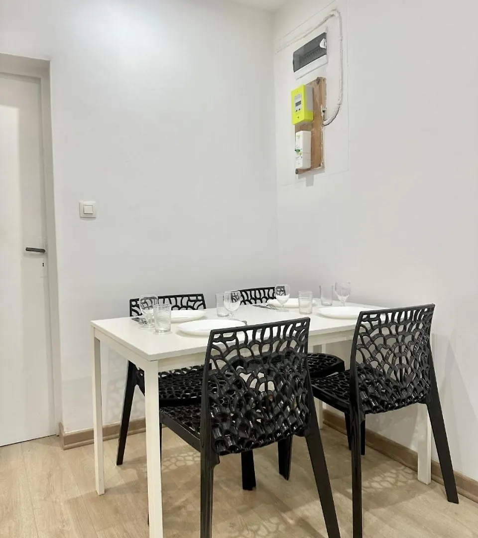 Apartamento Modern Comfort In Paris 15Th District In Lakanal Francia